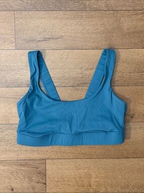 Vuori Size Small Stride Sports Bra No Padding Activewear Gym Training Workout S